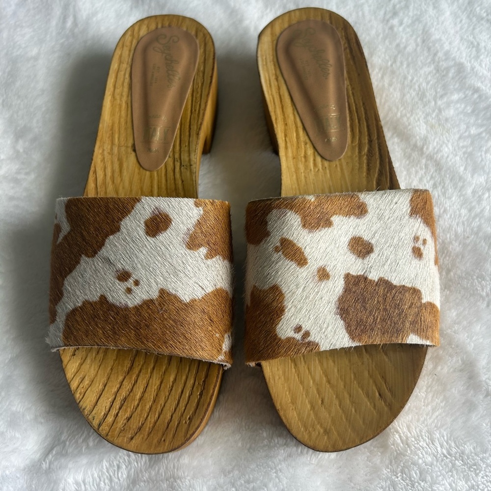 Seychelles Brown and White Cow Print Mules